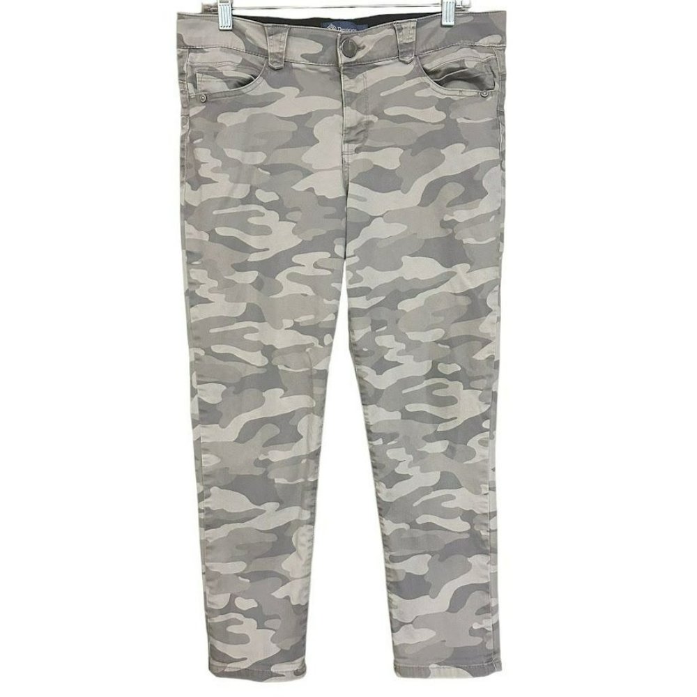 Democracy Ab Technology Absolution Light Gray Cam… - image 1